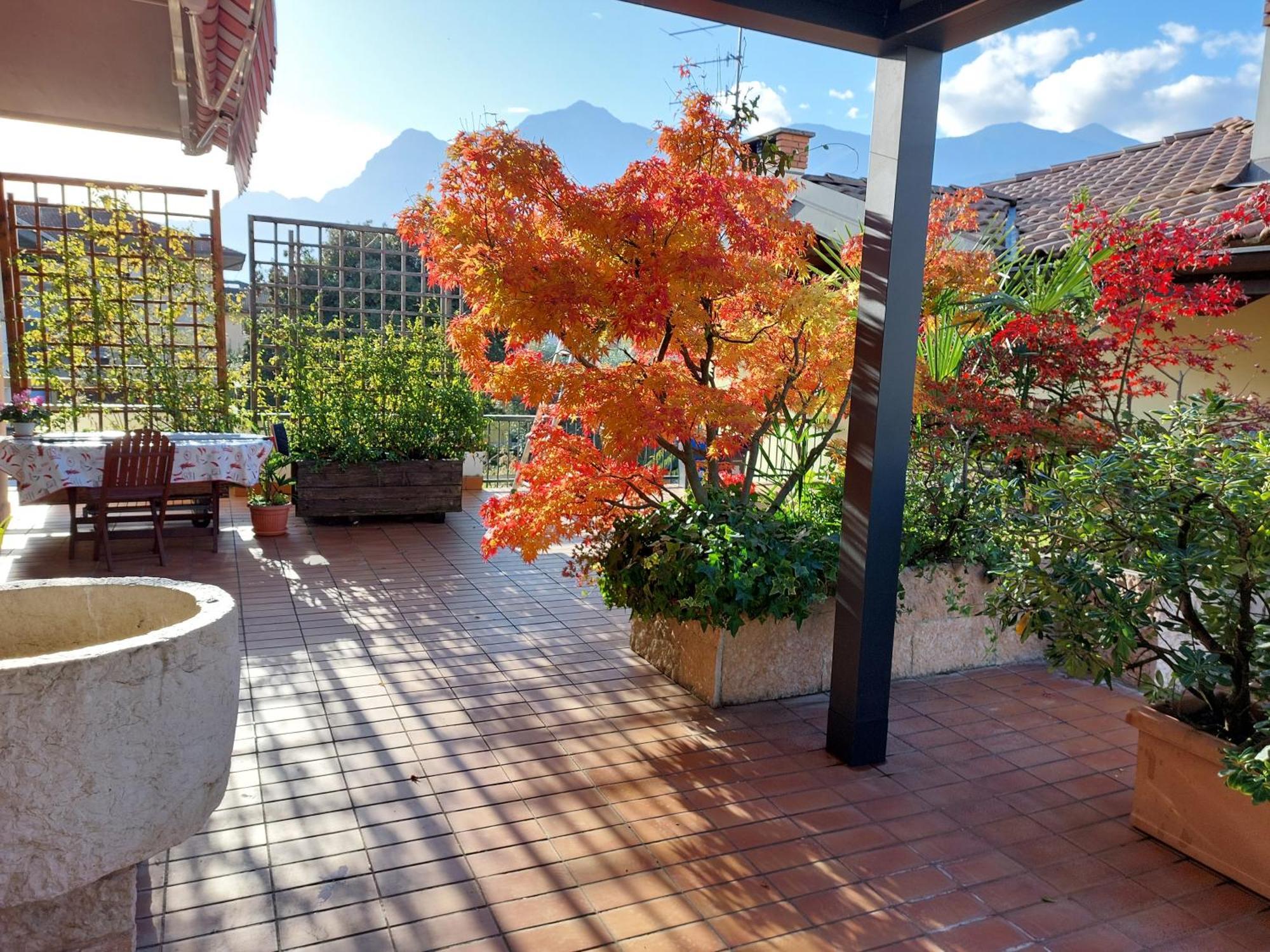 Appartamento La Terrazza Arco Luaran gambar
