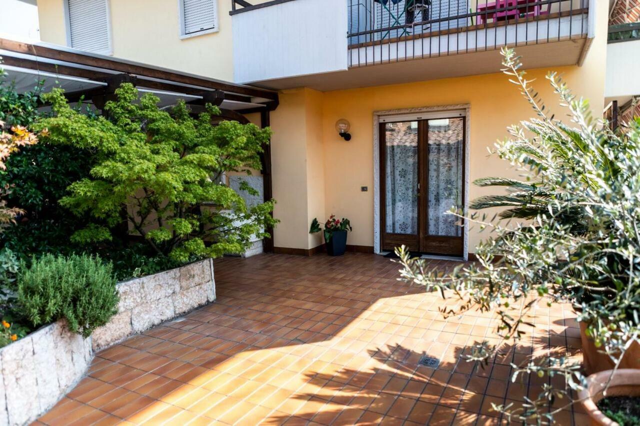 Appartamento La Terrazza Arco Luaran gambar